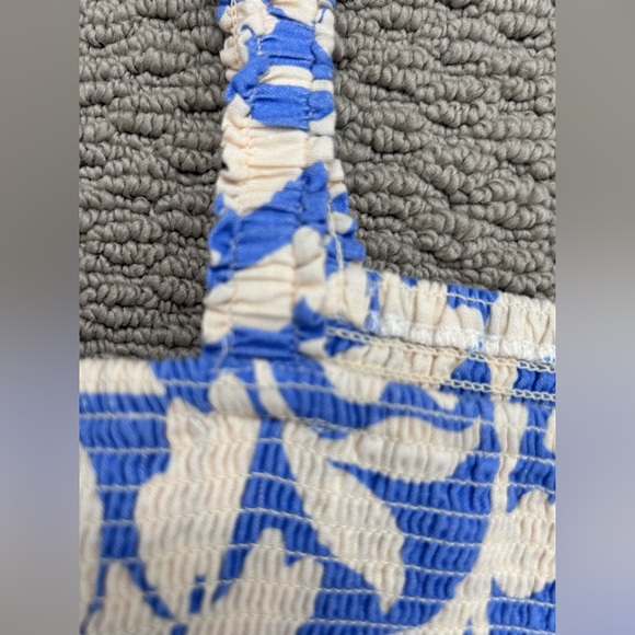 Marine Layer Selene Maxi Dress
Floral
Smocked
Tiered
Resort
Vacation
Boho
Linen - Picture 4 of 9